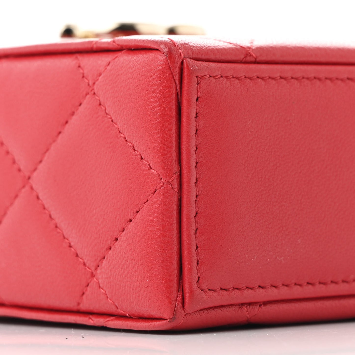 Lambskin Quilted Small Box With Chain Red
