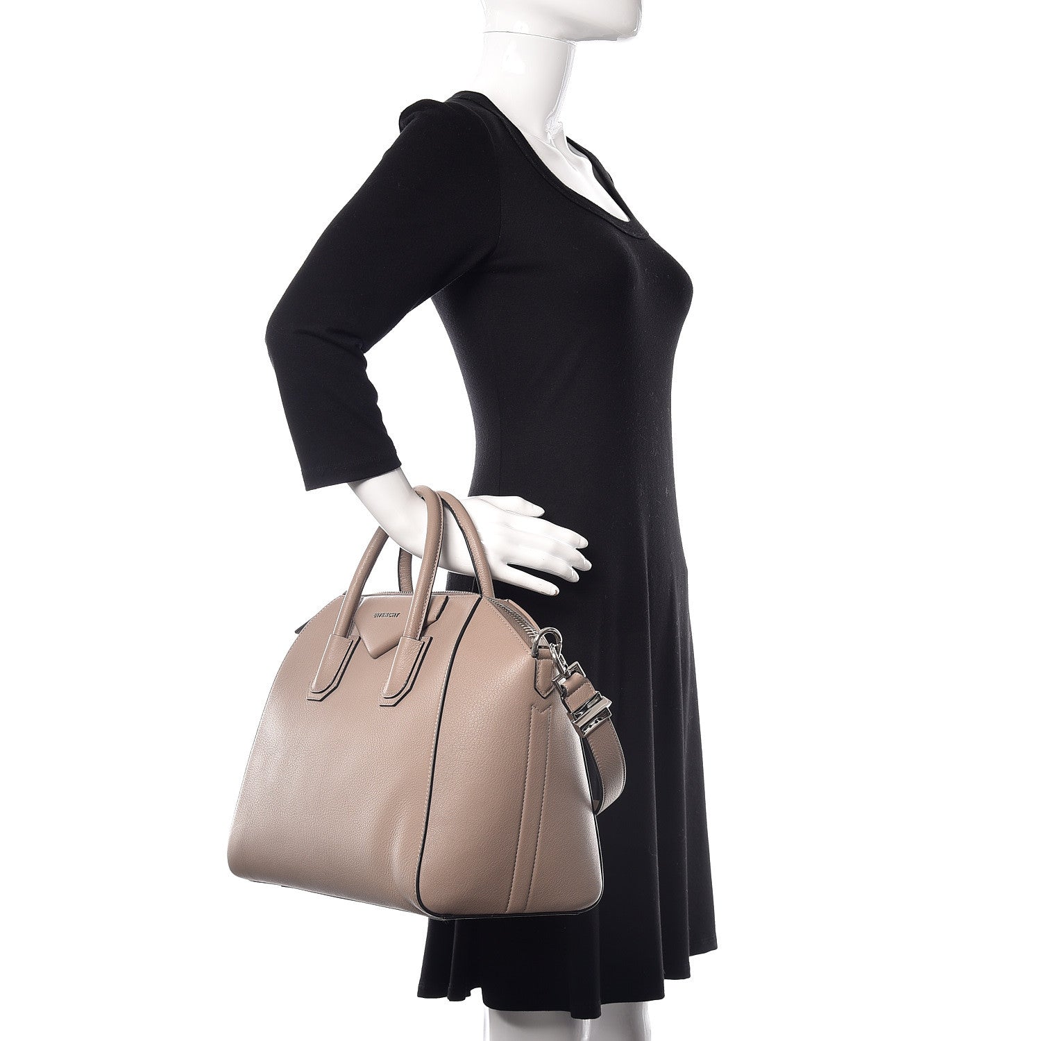 Givenchy Sugar Goatskin Medium Antigona Mastic 2 of 14