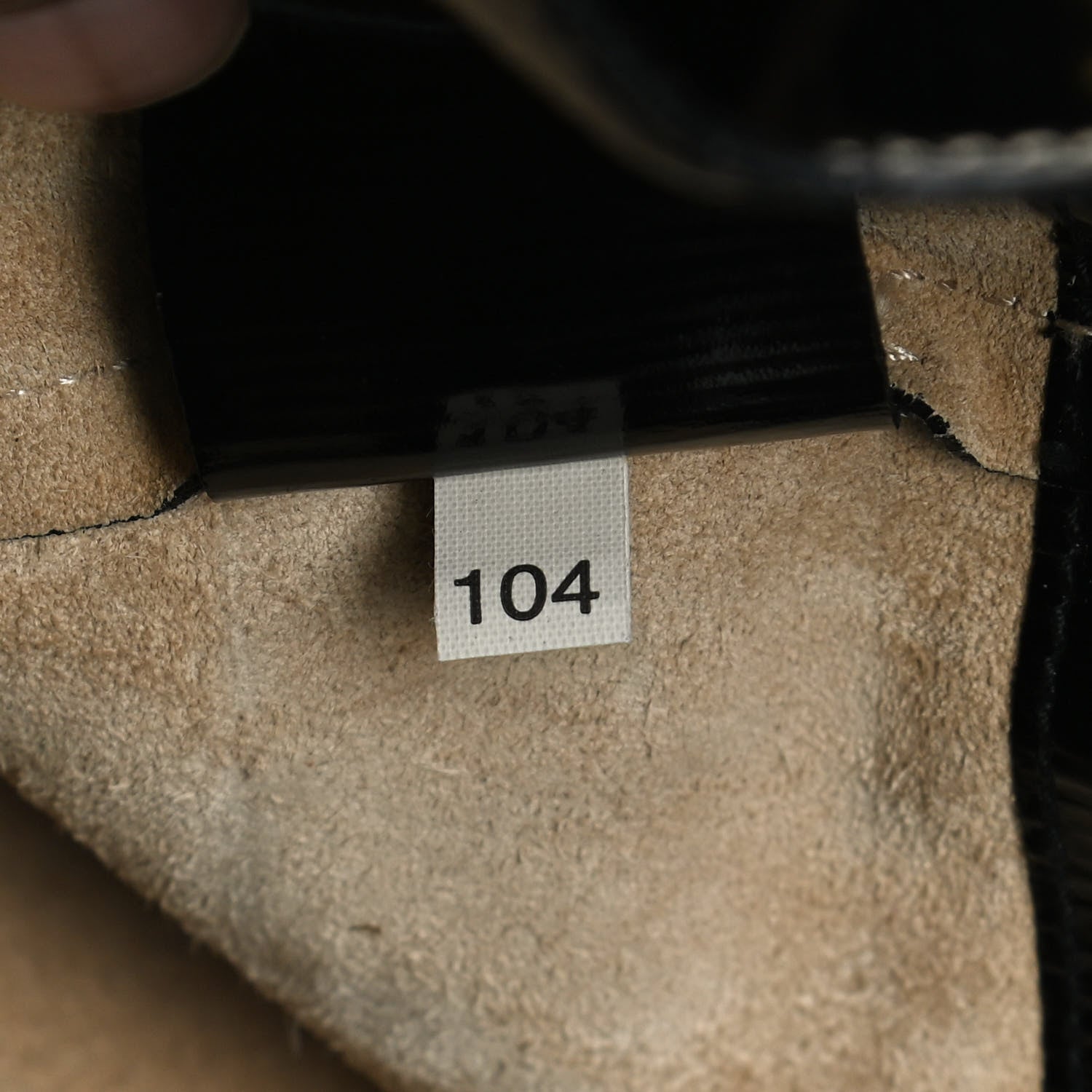 Prada Vernice Tote Black 8 of 17