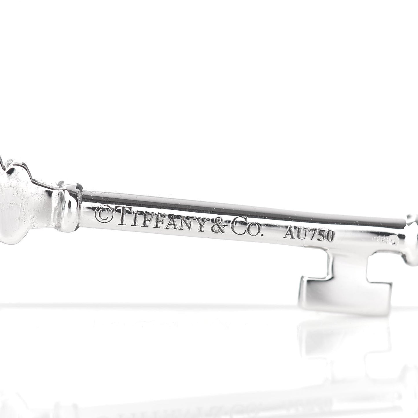 18K White Gold Diamond Floral Key Pendant