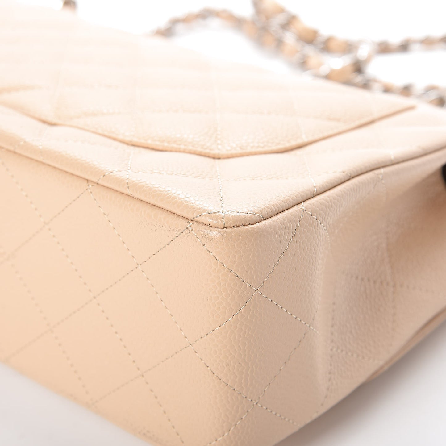 Caviar Quilted Jumbo Double Flap Beige Clair