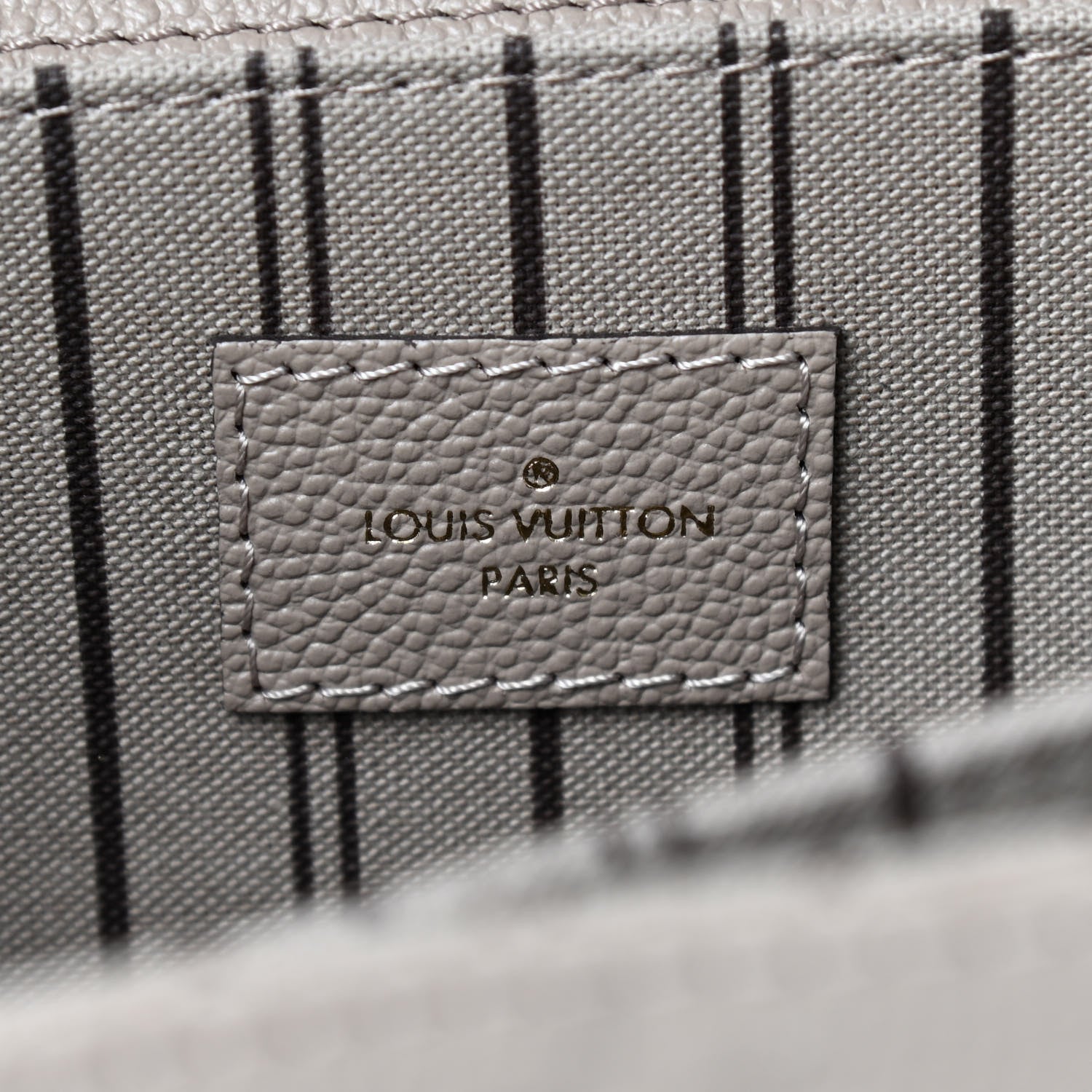 Louis Vuitton Empreinte Pochette Metis Tourterelle 8 of 8