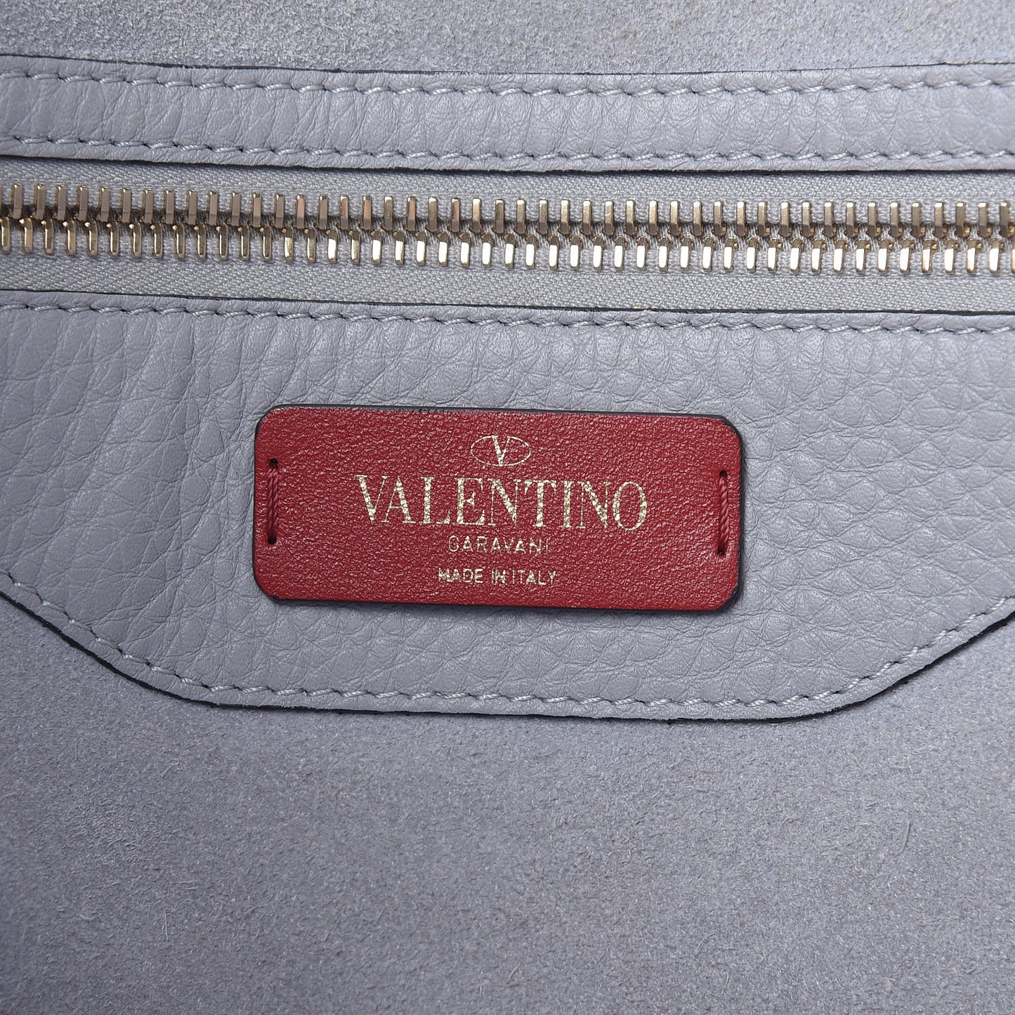 Grained Calfskin Rockstud Shoulder Tote Perla
