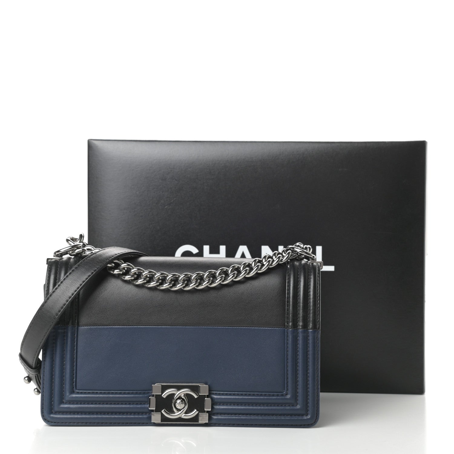 Chanel Lambskin Medium Bi-Color Boy Flap Black Dark Navy 15 of 15