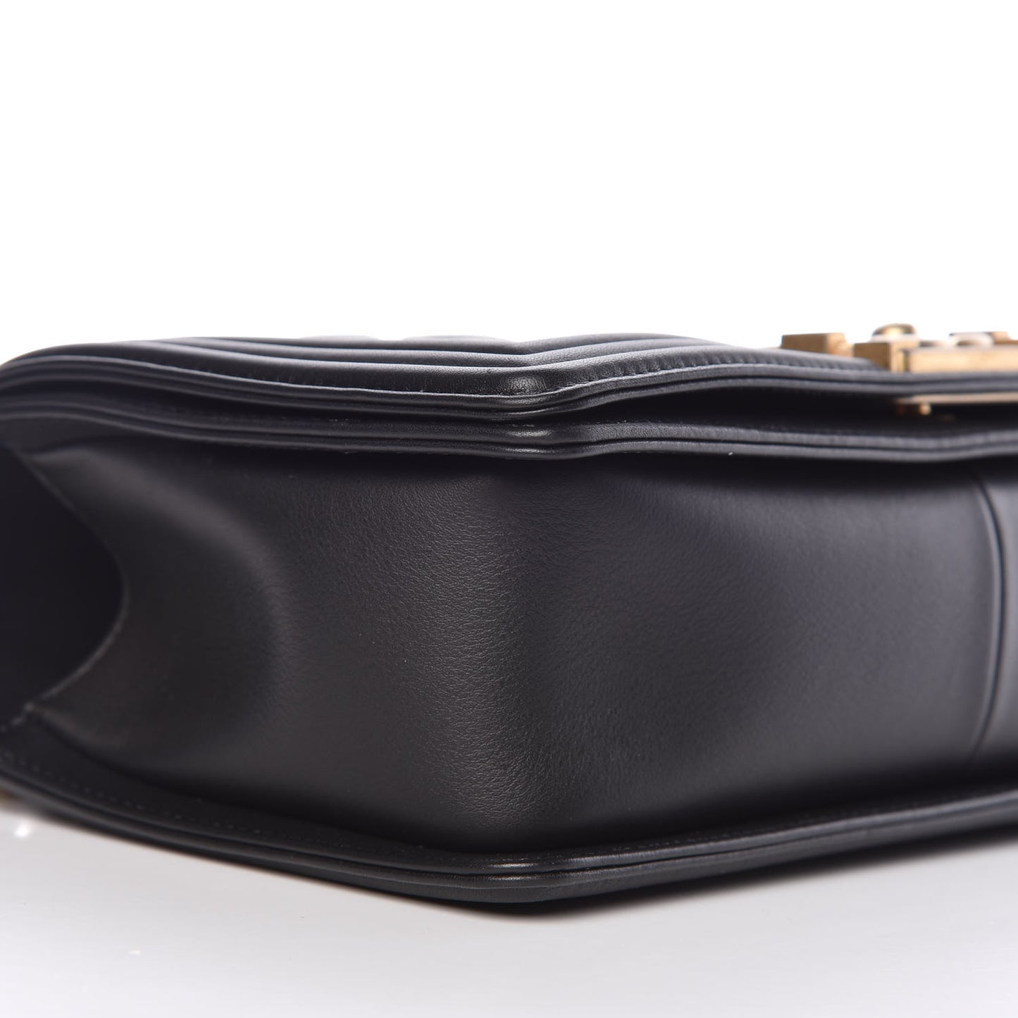 Lambskin Quilted Medium Boy Flap Black