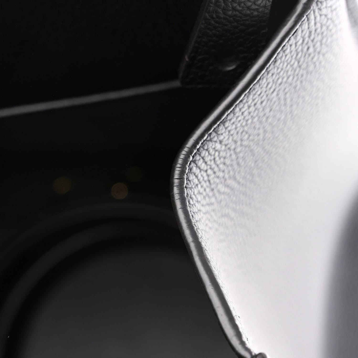 Louis Vuitton Taurillon City Steamer PM Black 7 of 14