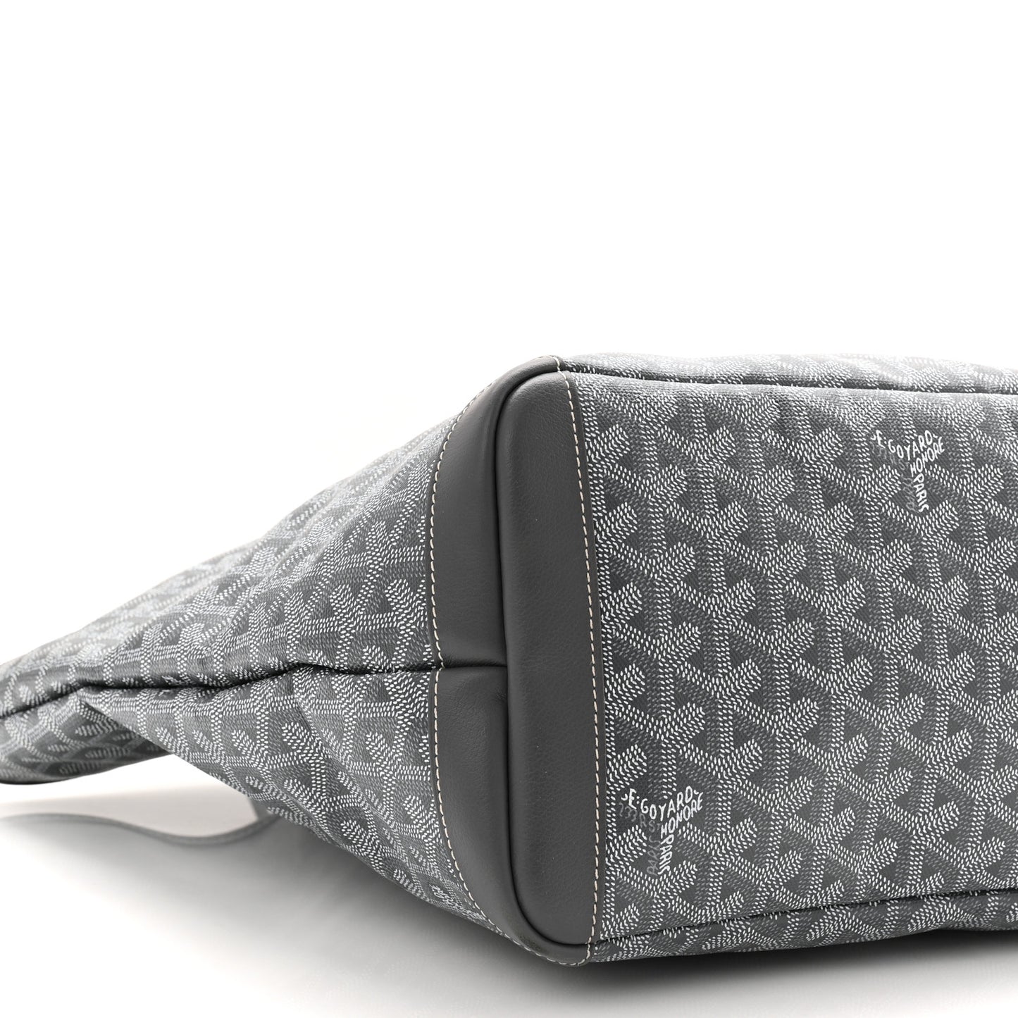 Goyardine Artois MM Grey