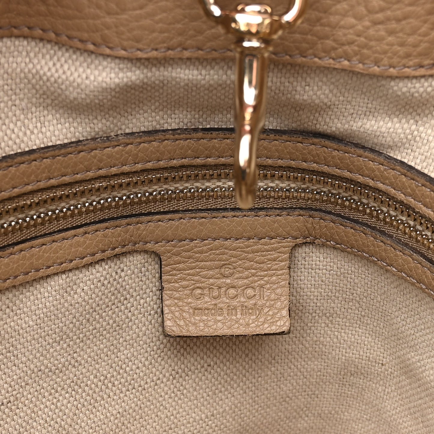 Pebbled Calfskin Large Soho Chain Shoulder Bag Nude