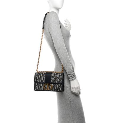 Christian Dior Oblique 30 Montaigne Chain Flap Bag Blue 2 of 15