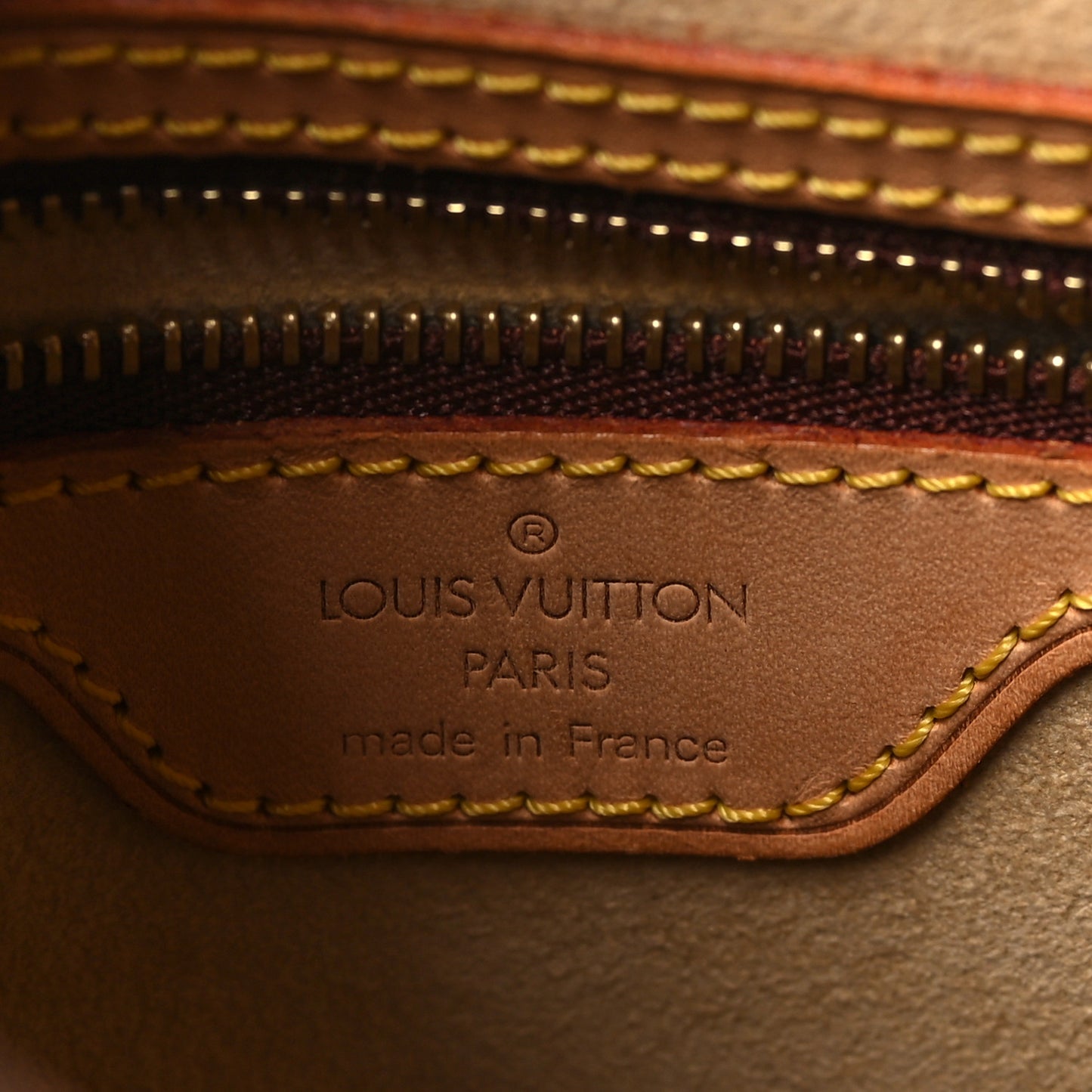 Monogram Looping MM