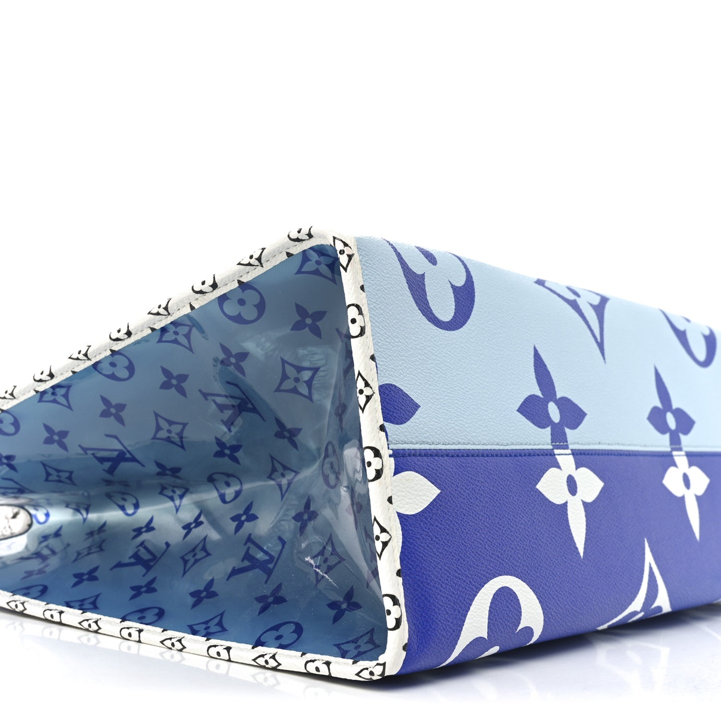 Monogram Giant Hawaii Onthego Blue