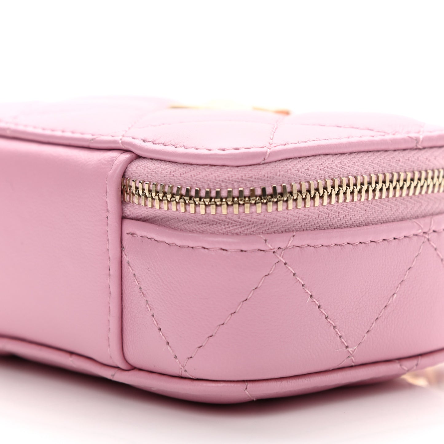 Lambskin Quilted Mini Lacquered Chain Clutch Pink