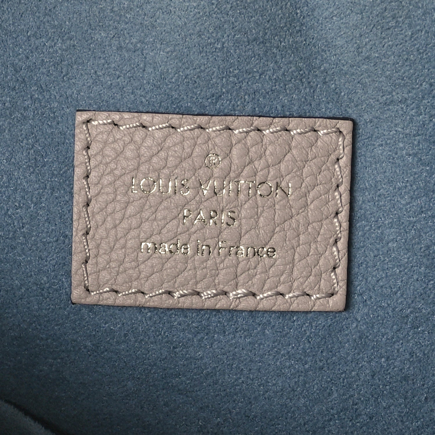 Louis Vuitton Calfskin Lockme Bucket MM Greige 6 of 10