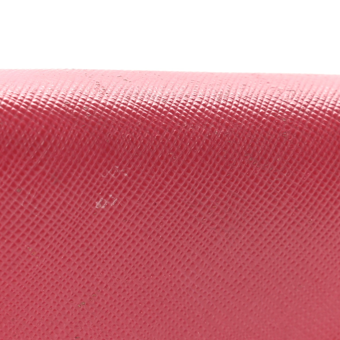 Saffiano Triangle Continental Flap Wallet Peonia