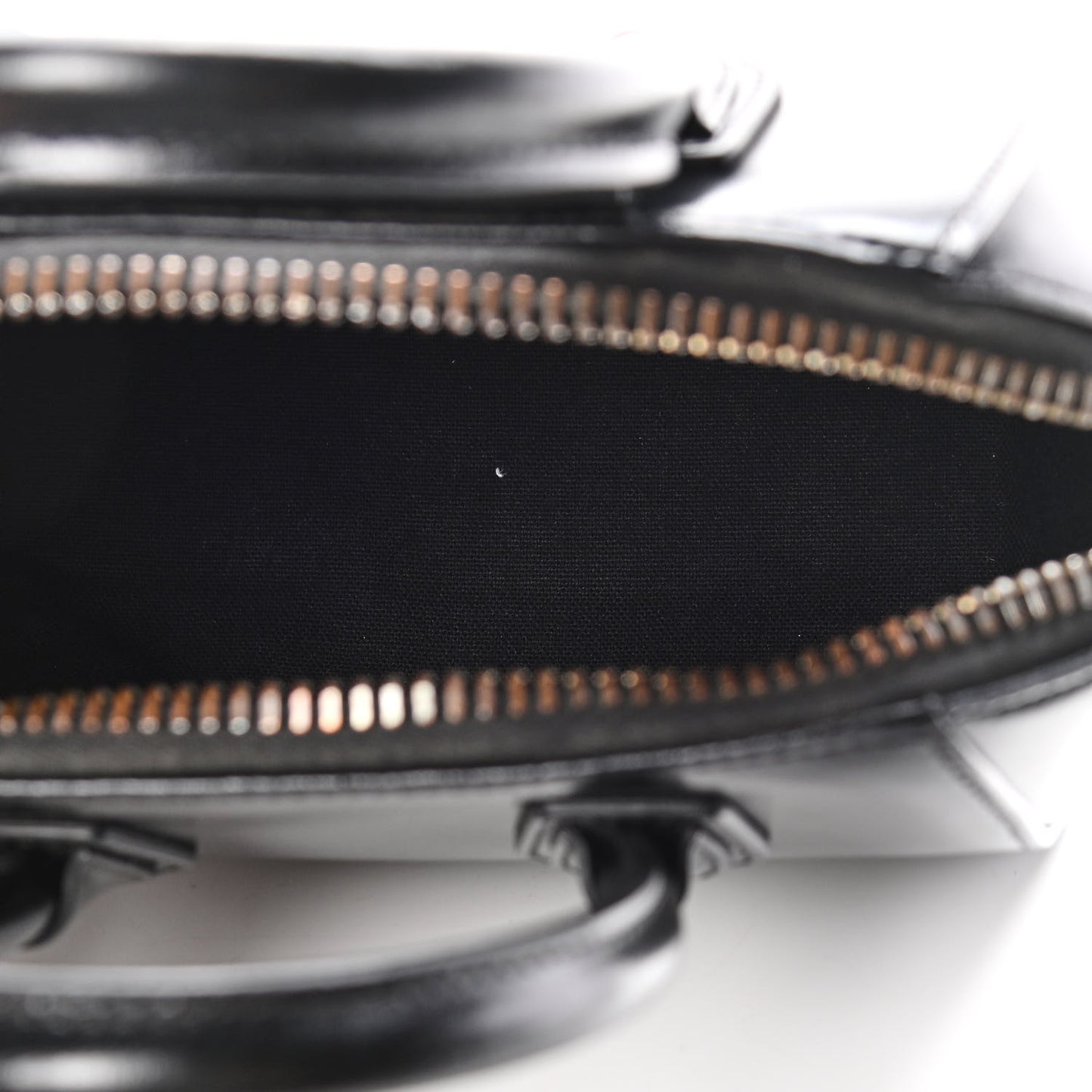 Shiny Lord Calfskin Mini Antigona Black