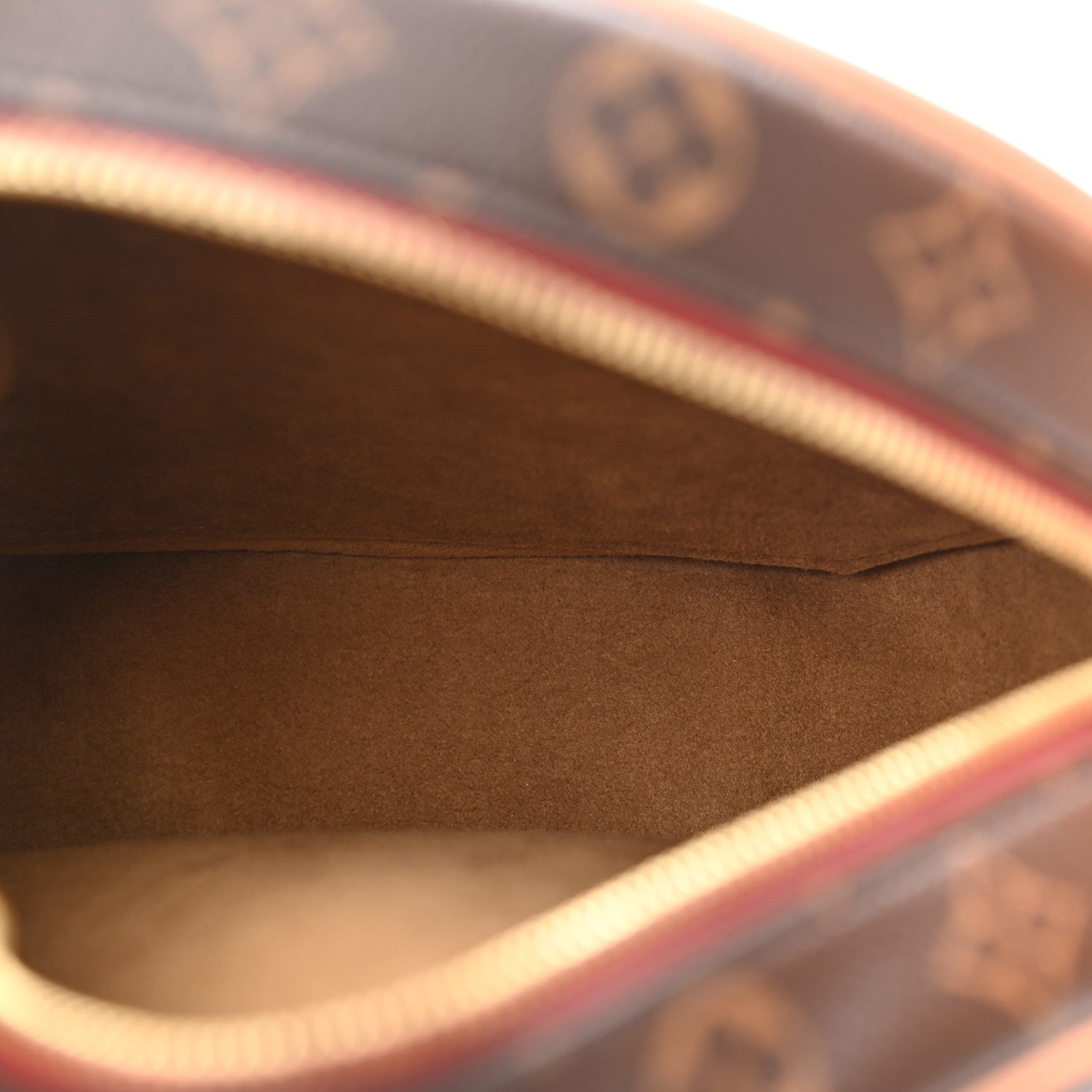 Louis Vuitton Monogram Boite Chapeau Souple MM 5 of 10