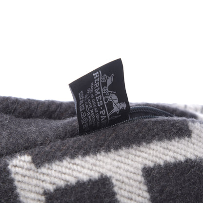 Hermes Wool Cashmere Avalon Pillow PM Ecru Gris Fonce 5 of 5