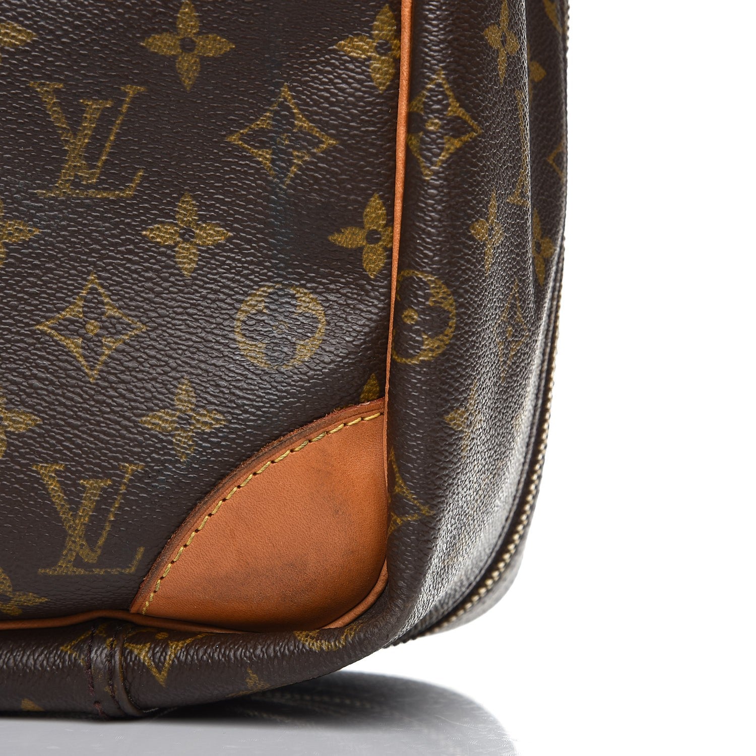 Louis Vuitton Monogram Sirius 45 17 of 23