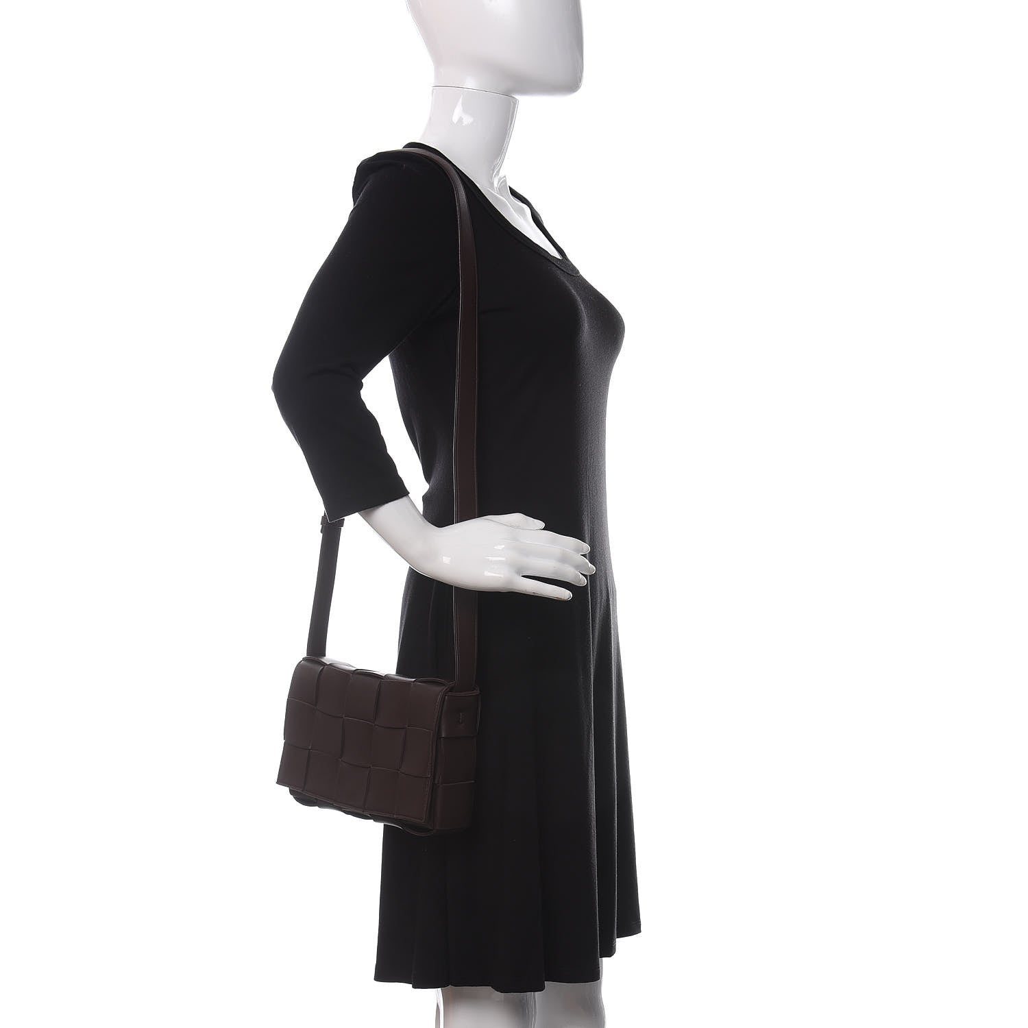 Bottega Veneta Lambskin Maxi Intrecciato Cassette Crossbody Bag Oxblod 2 of 11
