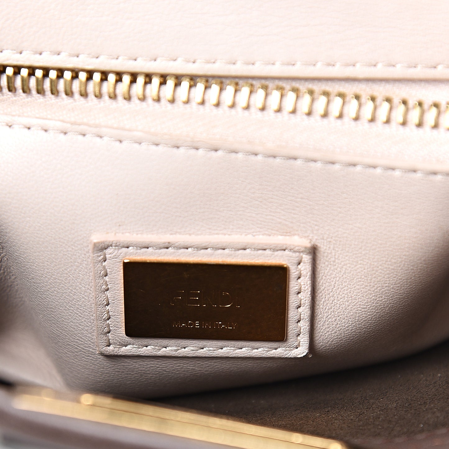 Vitello Seta Shiny Nappa Medium Peekaboo Iconic Satchel Moresco Rosa Doll