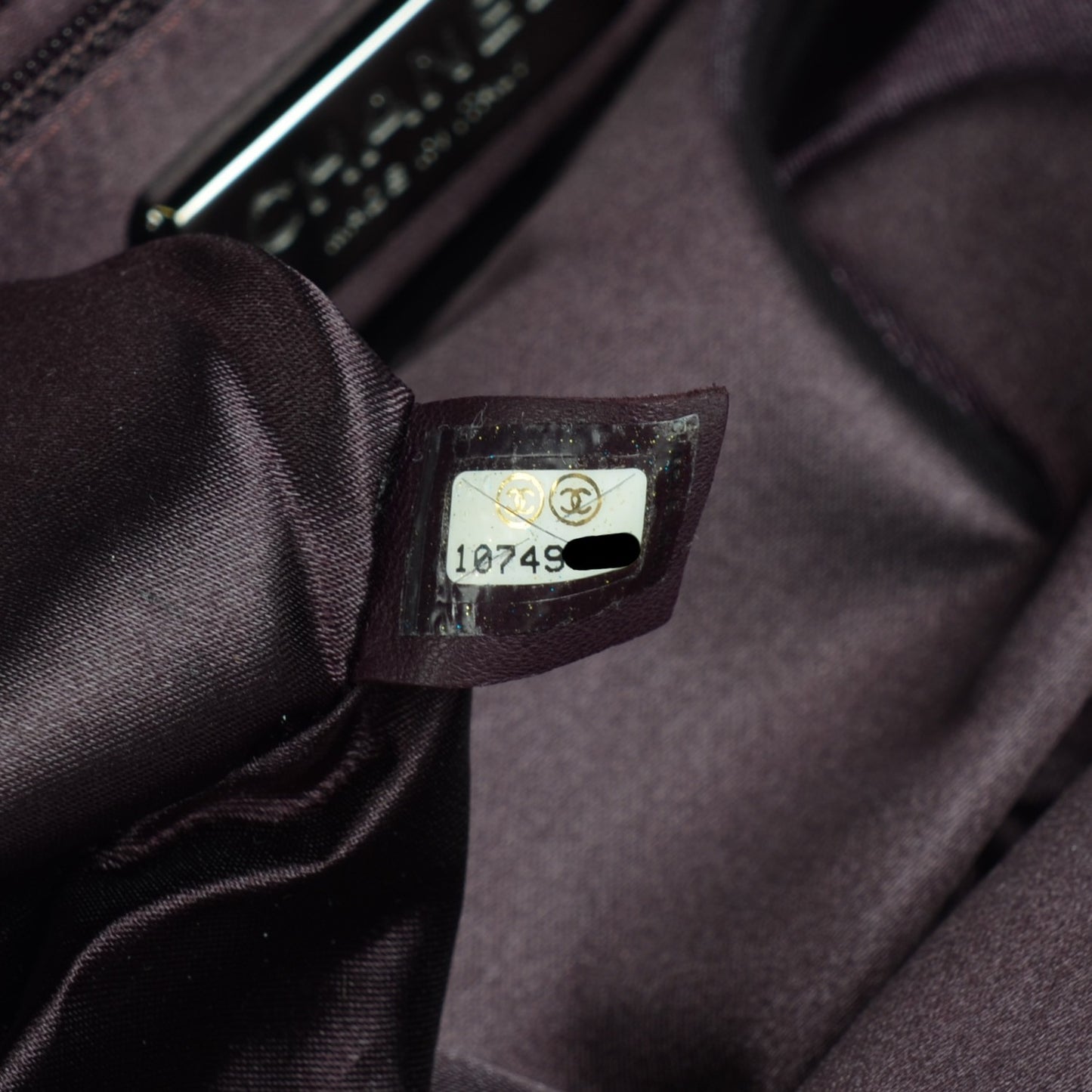 Lambskin Embroidered Frame Bag Violet Fonce