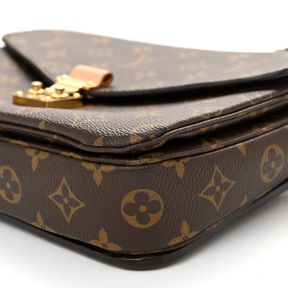Louis Vuitton Monogram Pochette Metis 10 of 10