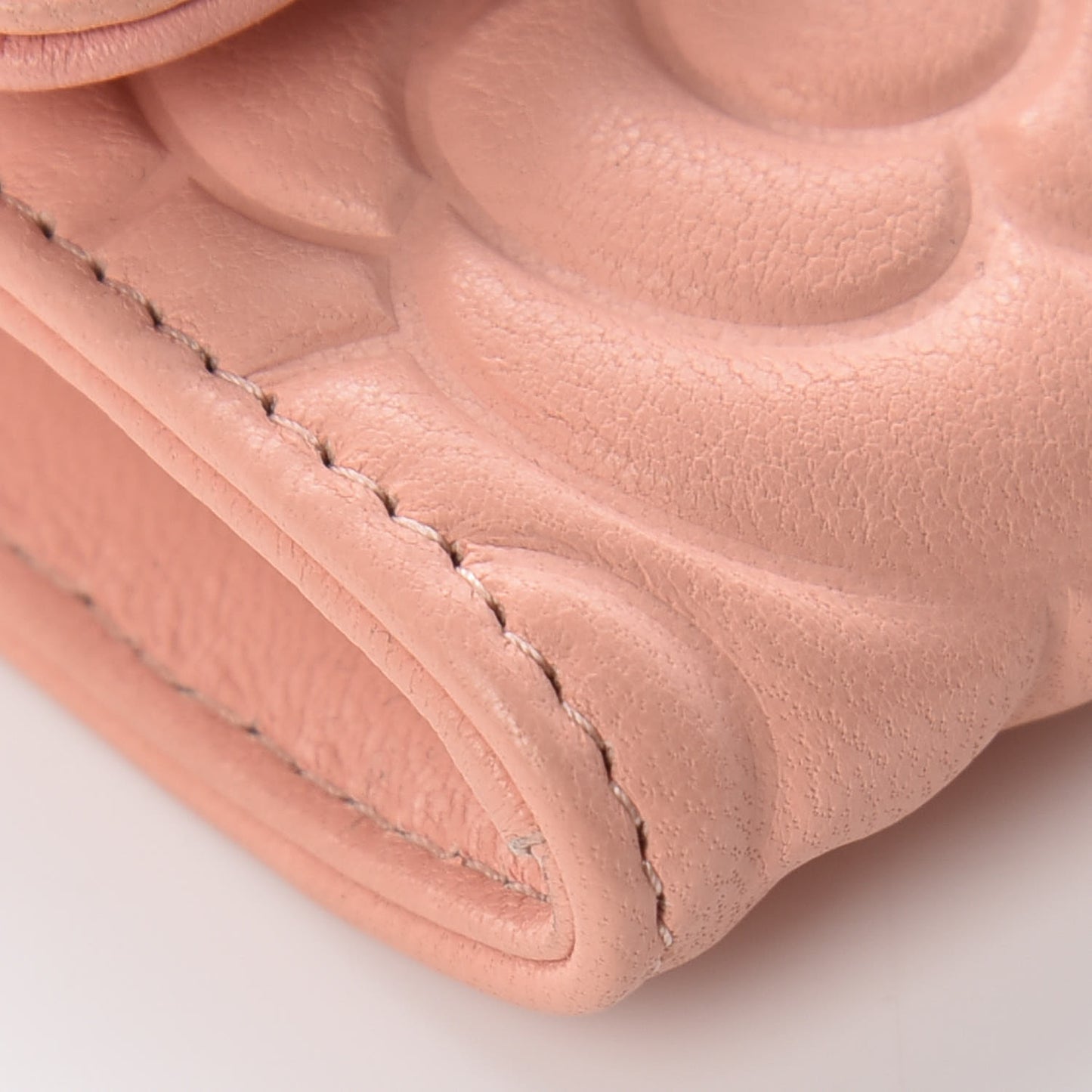 Goatskin Camellia Embossed Card Holder Wallet Light Pink