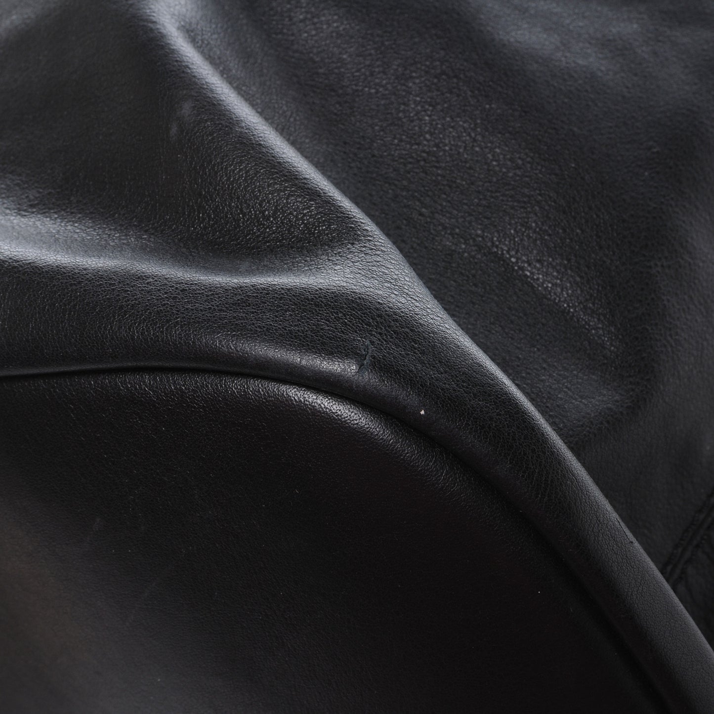Lambskin Large Nightingale Black