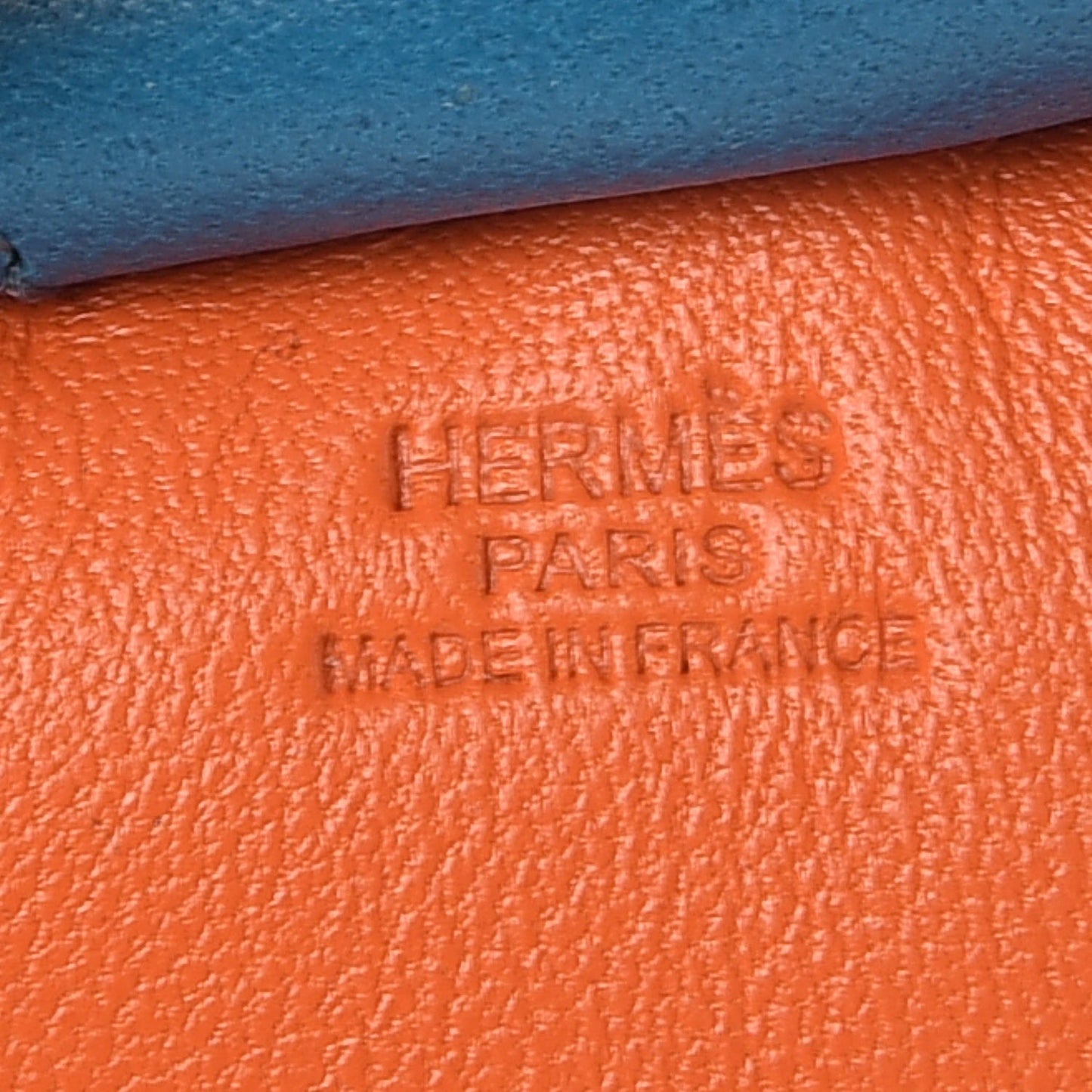 Milo Lambskin Grigri Rodeo Horse Bag Charm MM Feu Celeste Bleu Izmir