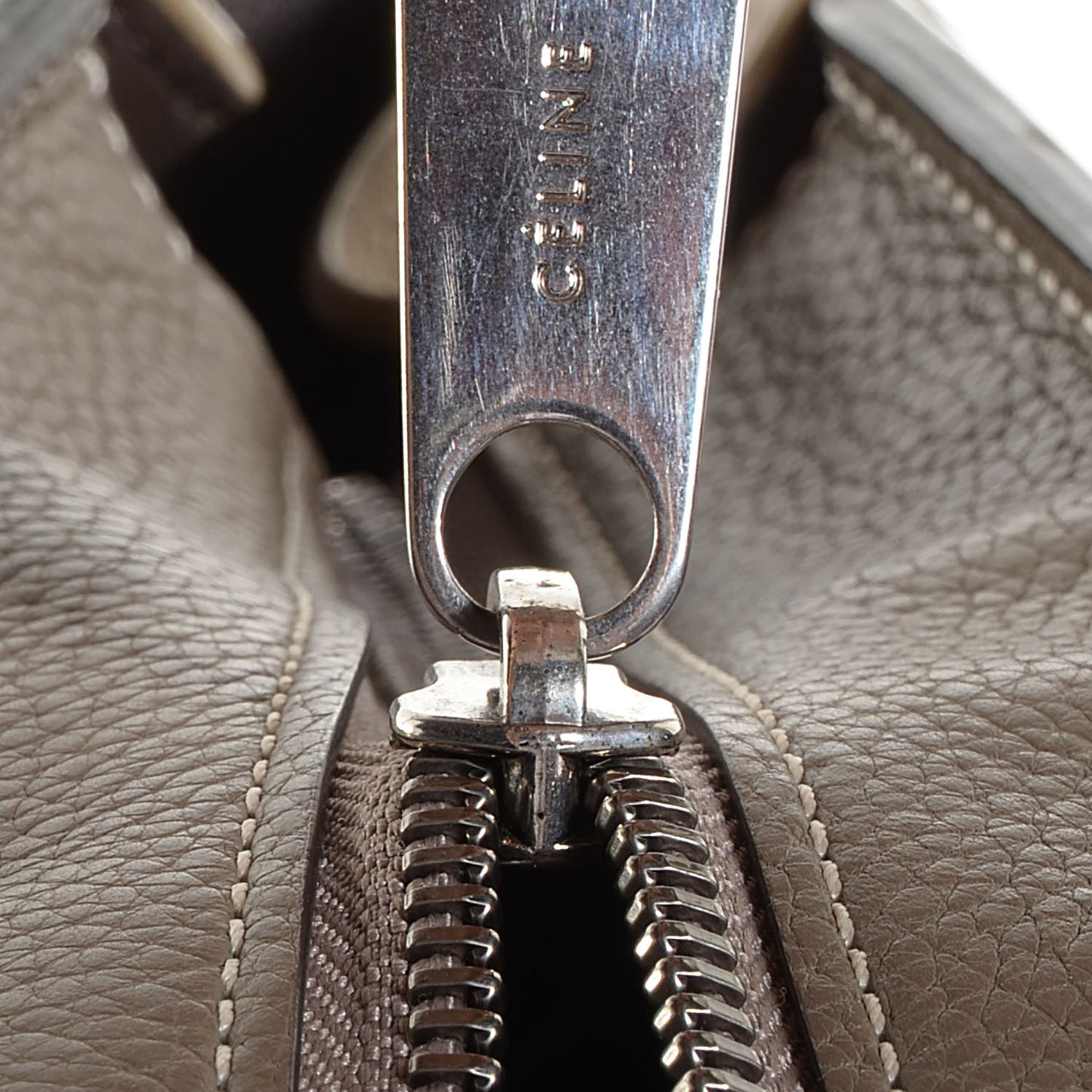 Calfskin Suede Medium Trapeze Souris