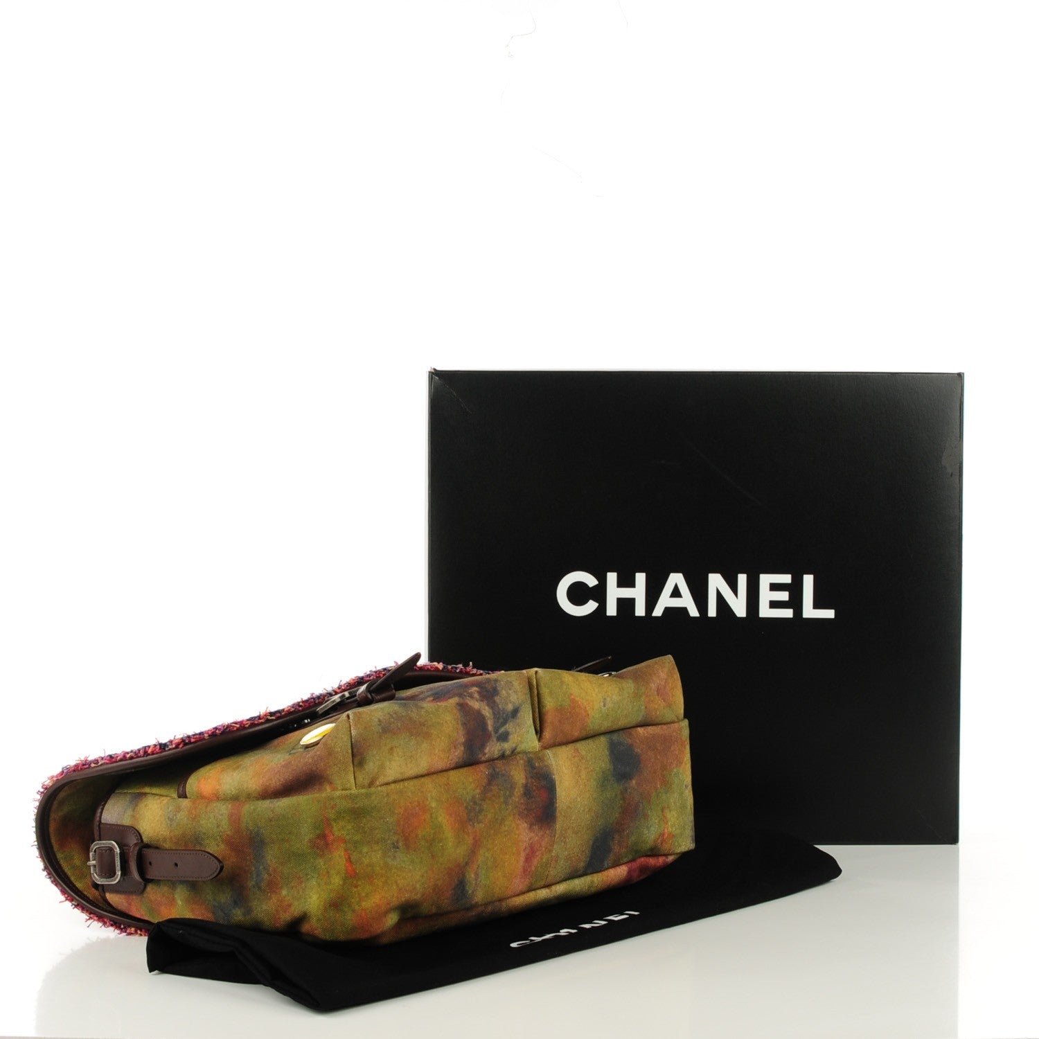 Chanel Washed Toile Large Graffiti On The Pavements Messenger Khaki Multicolor 4 of 8