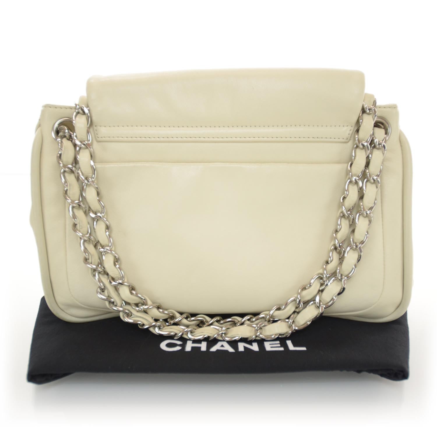Chanel Leather Diagonal Ligne Flap 3 of 9