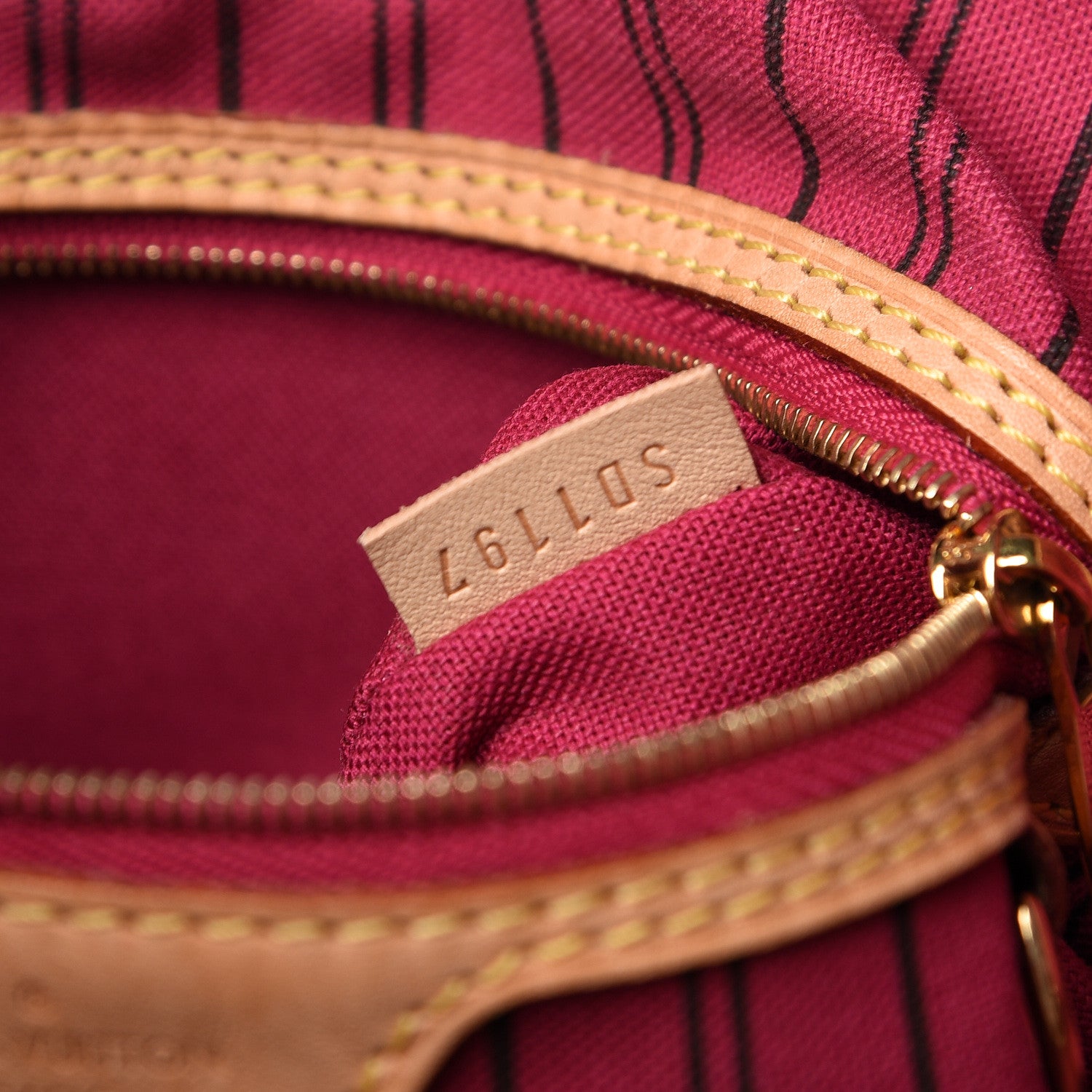 Louis Vuitton Monogram Delightful MM Pivoine 8 of 16
