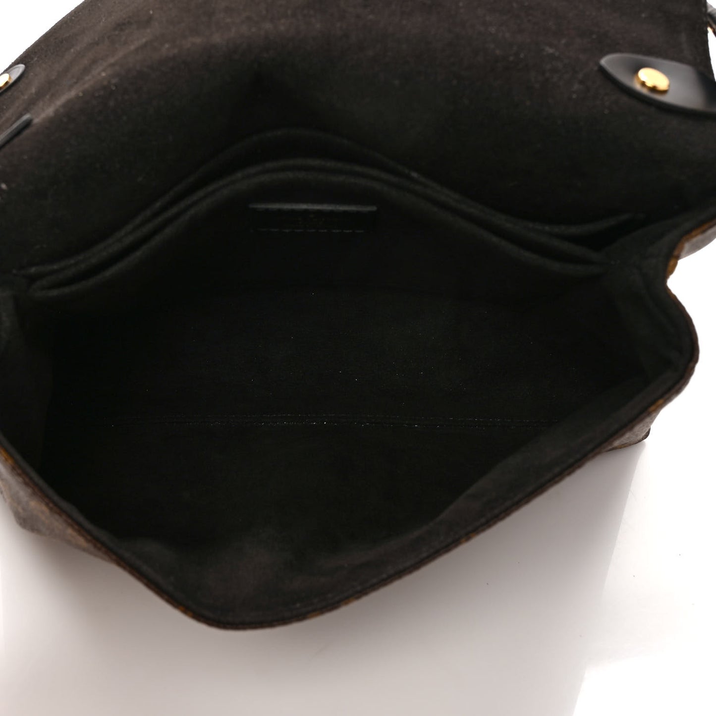 Epi Monogram Saint Michel Black