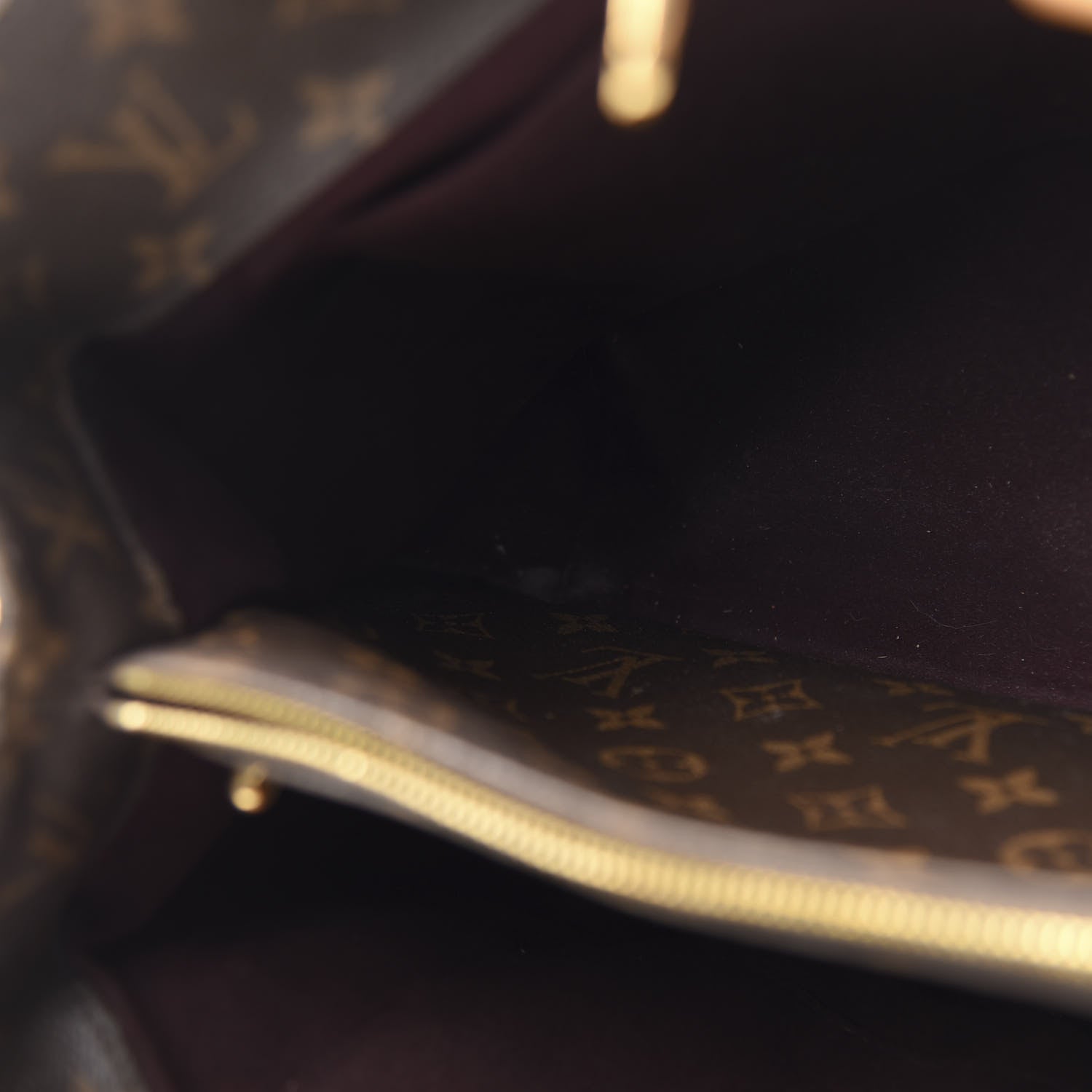 Louis Vuitton Monogram Montaigne GM 11 of 17