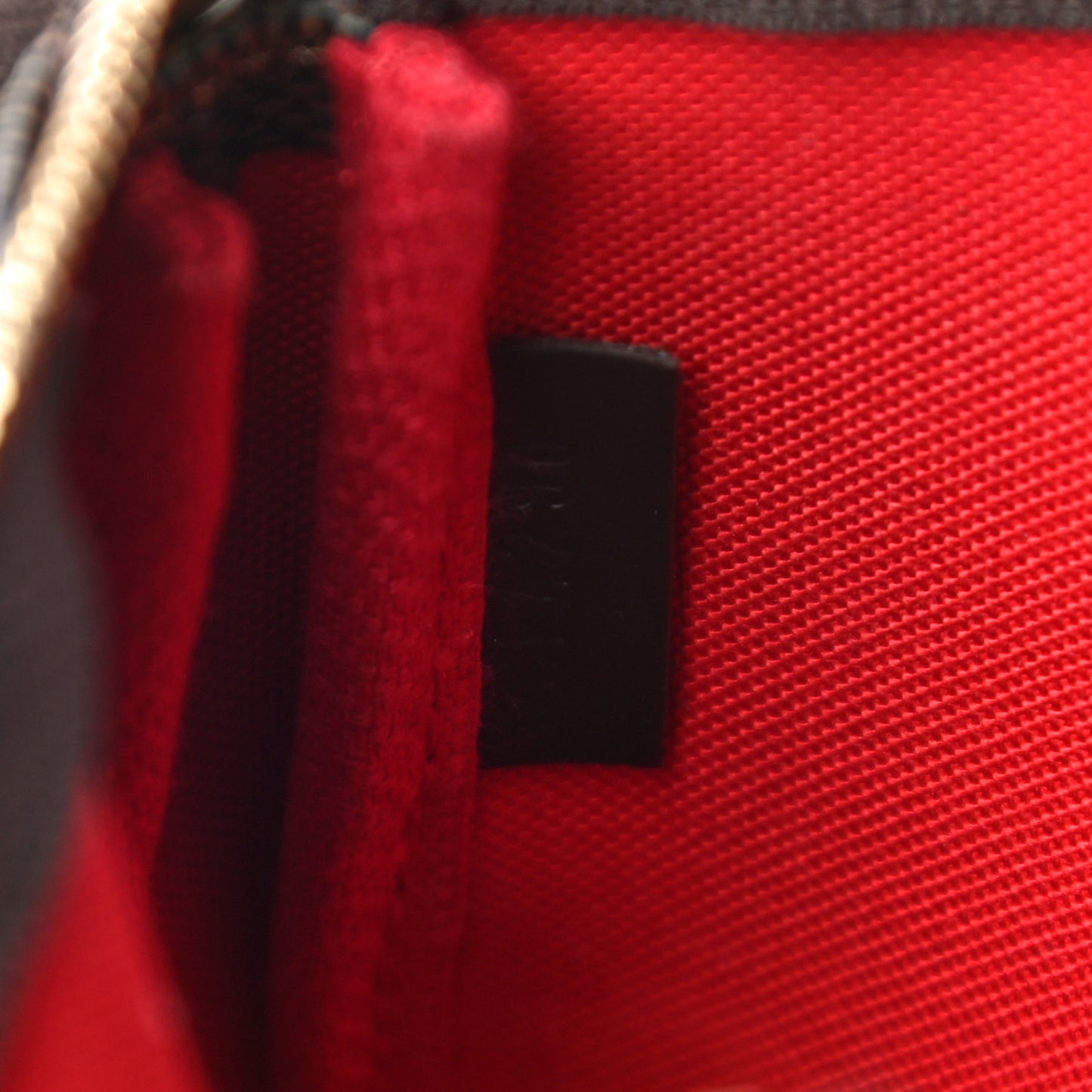Damier Ebene Mini Pochette Accessories