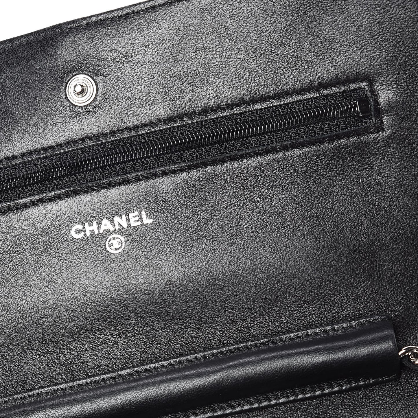 Lambskin Quilted Wallet On Chain WOC Black