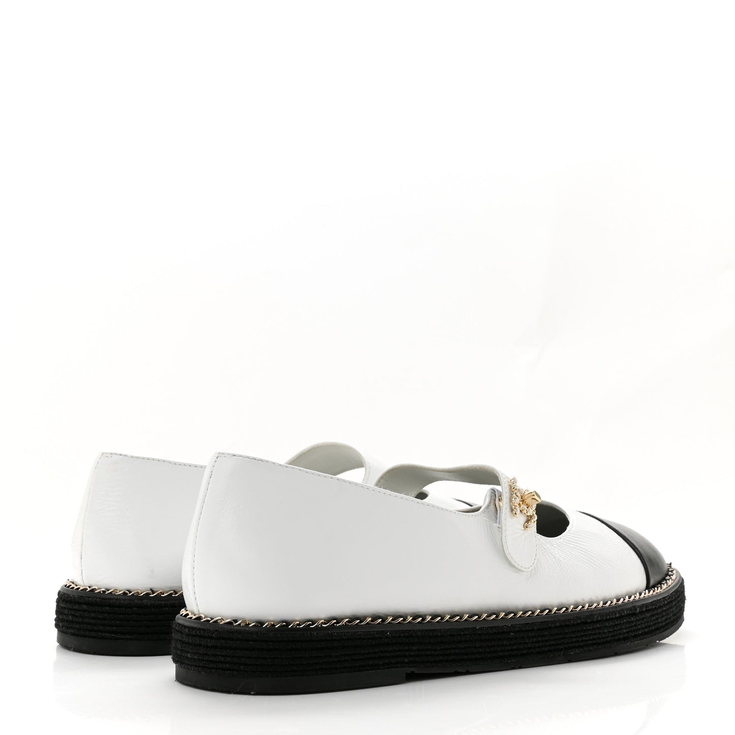 Crumpled Lambskin Cap Toe Chain CC Turnlock Mary Jane Flats 40 White Black