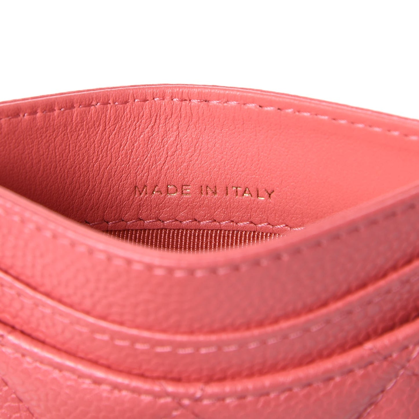 Caviar Quilted Card Holder Pink