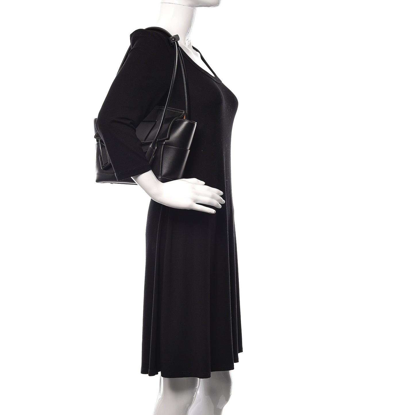 French Calfskin Maxi Intrecciato Small Arco Black