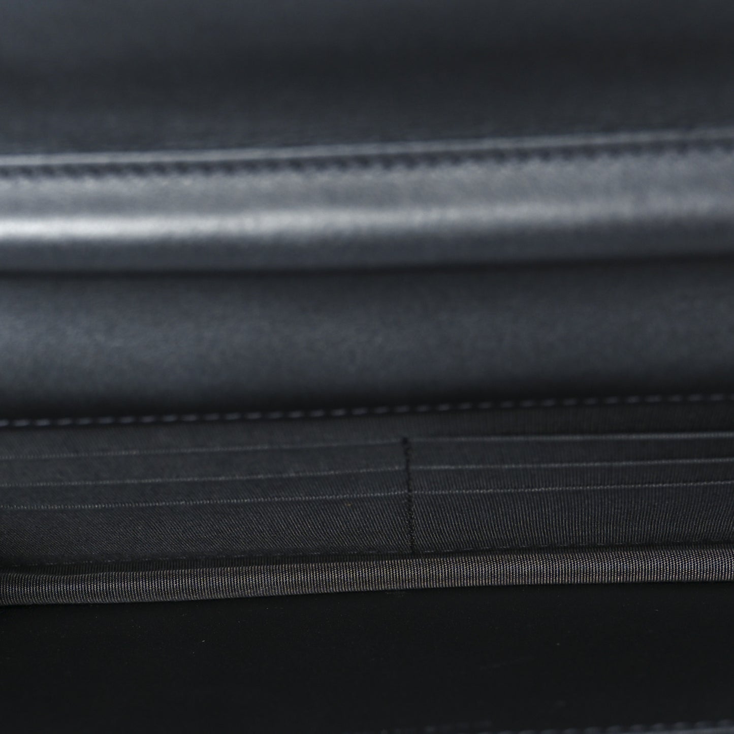 Goatskin Camellia Embossed Wallet On Chain WOC Grey