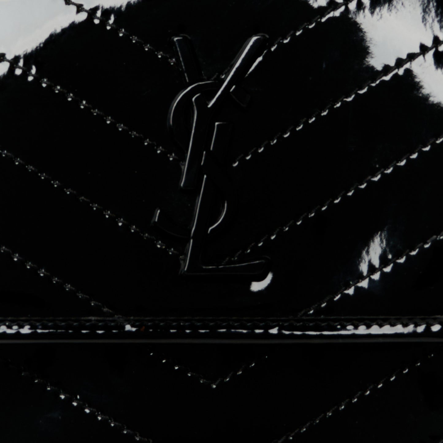 Patent Matelasse Monogram Medium Niki Chain Satchel Black