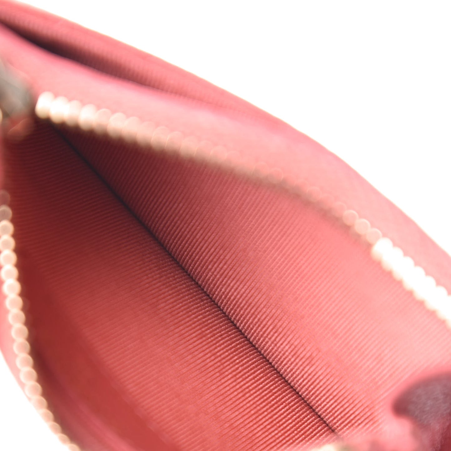 Caviar Quilted CC Zip Card Holder Pink