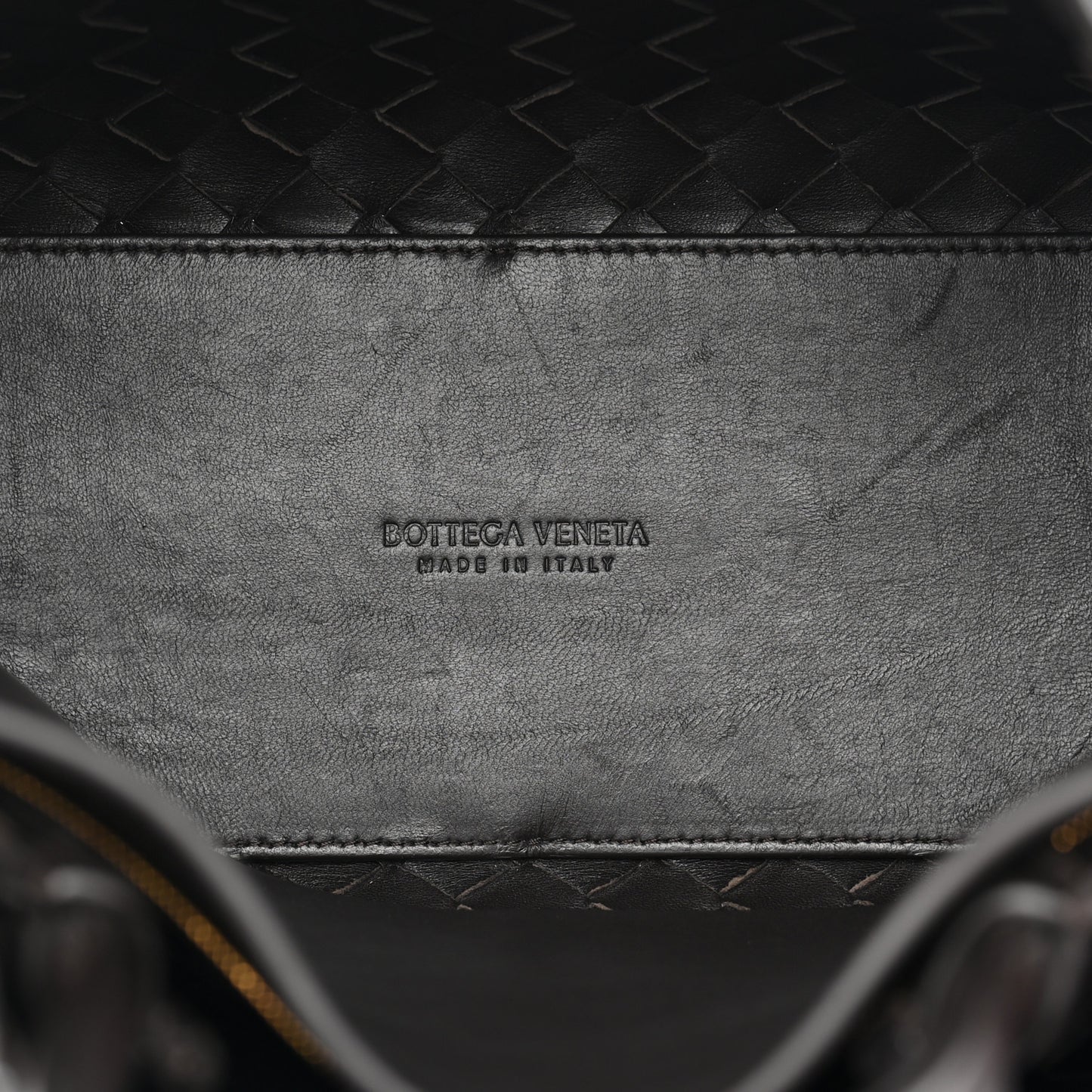 Nappa Intrecciato Medium Andiamo Shoulder Bag Fondant