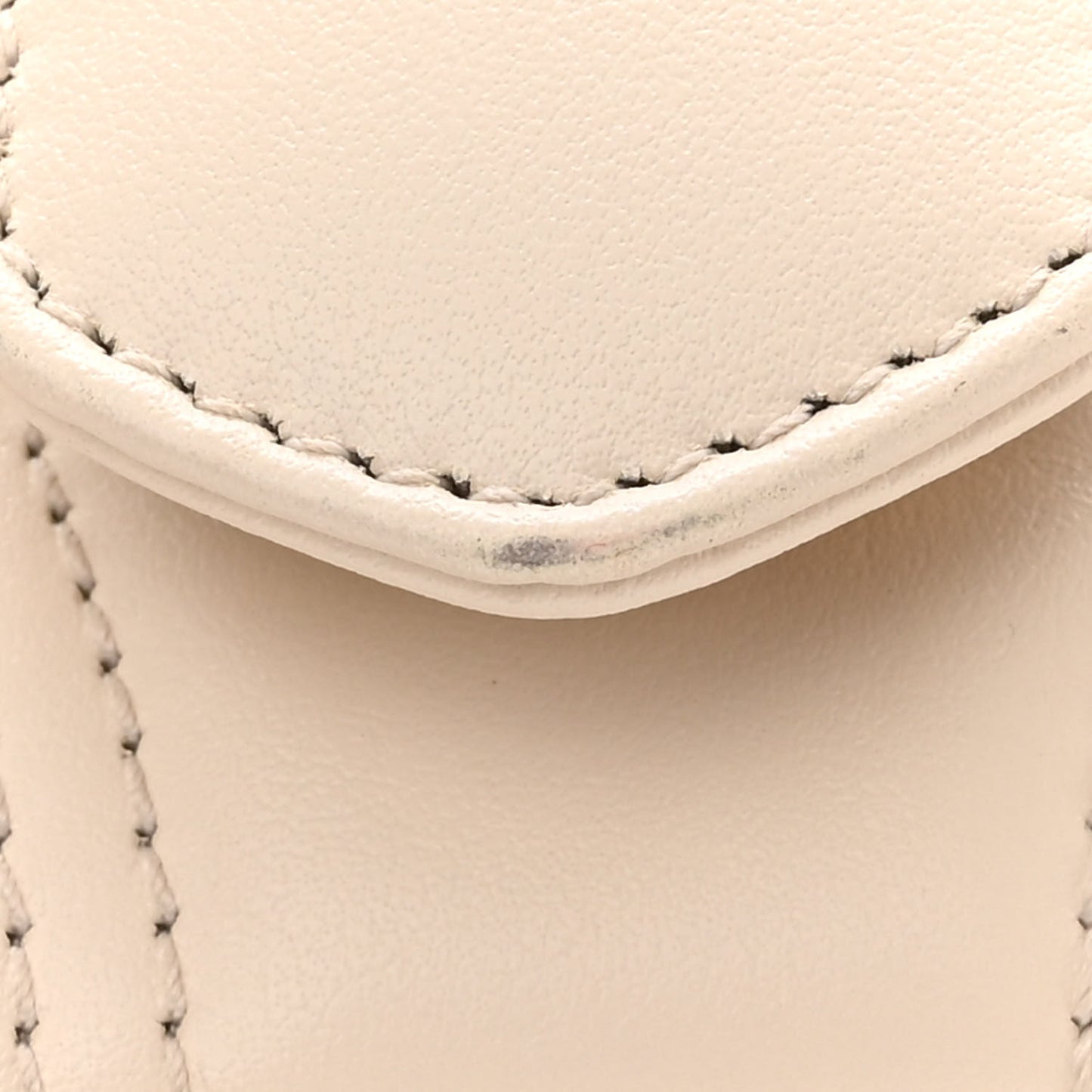 Calfskin Matelasse Mini GG Marmont Top Handle Shoulder Bag White