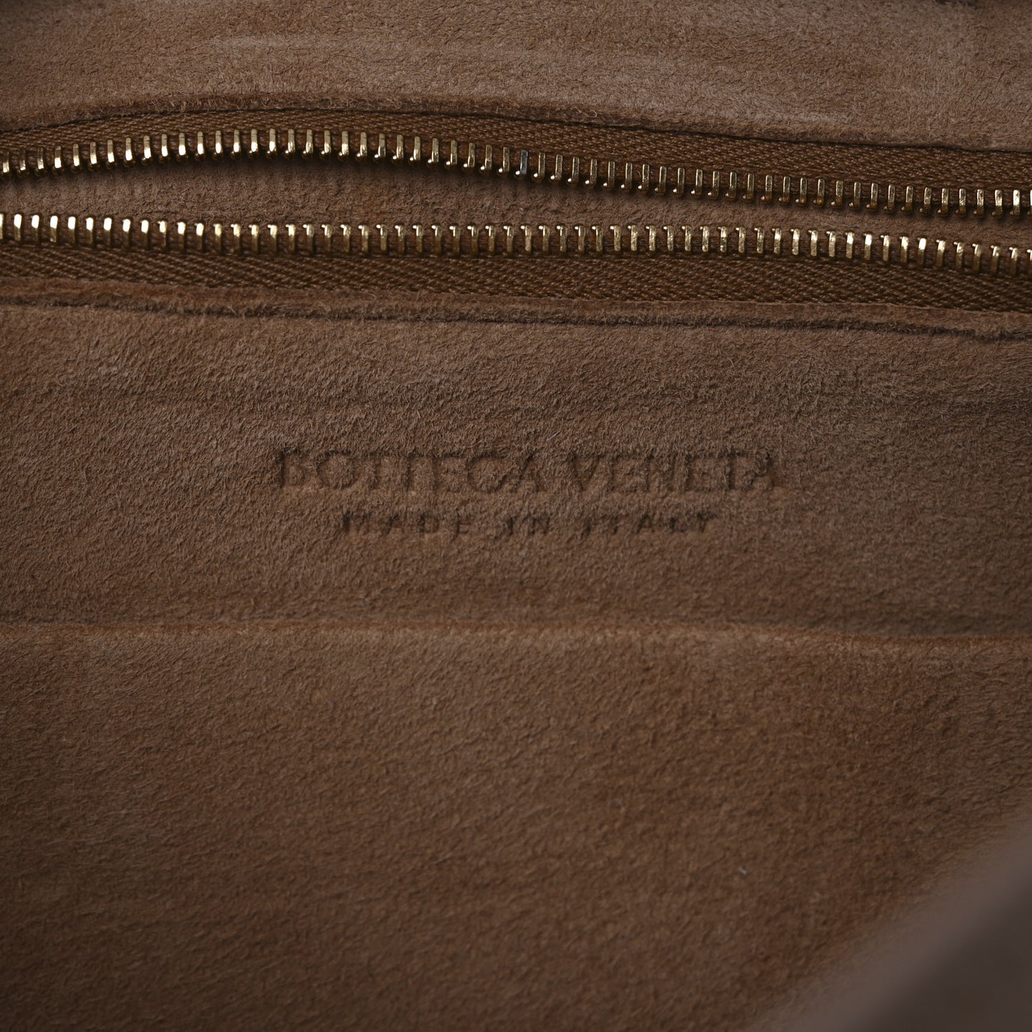 Grained Calfskin Maxi Intrecciato Arco 33 Caramel