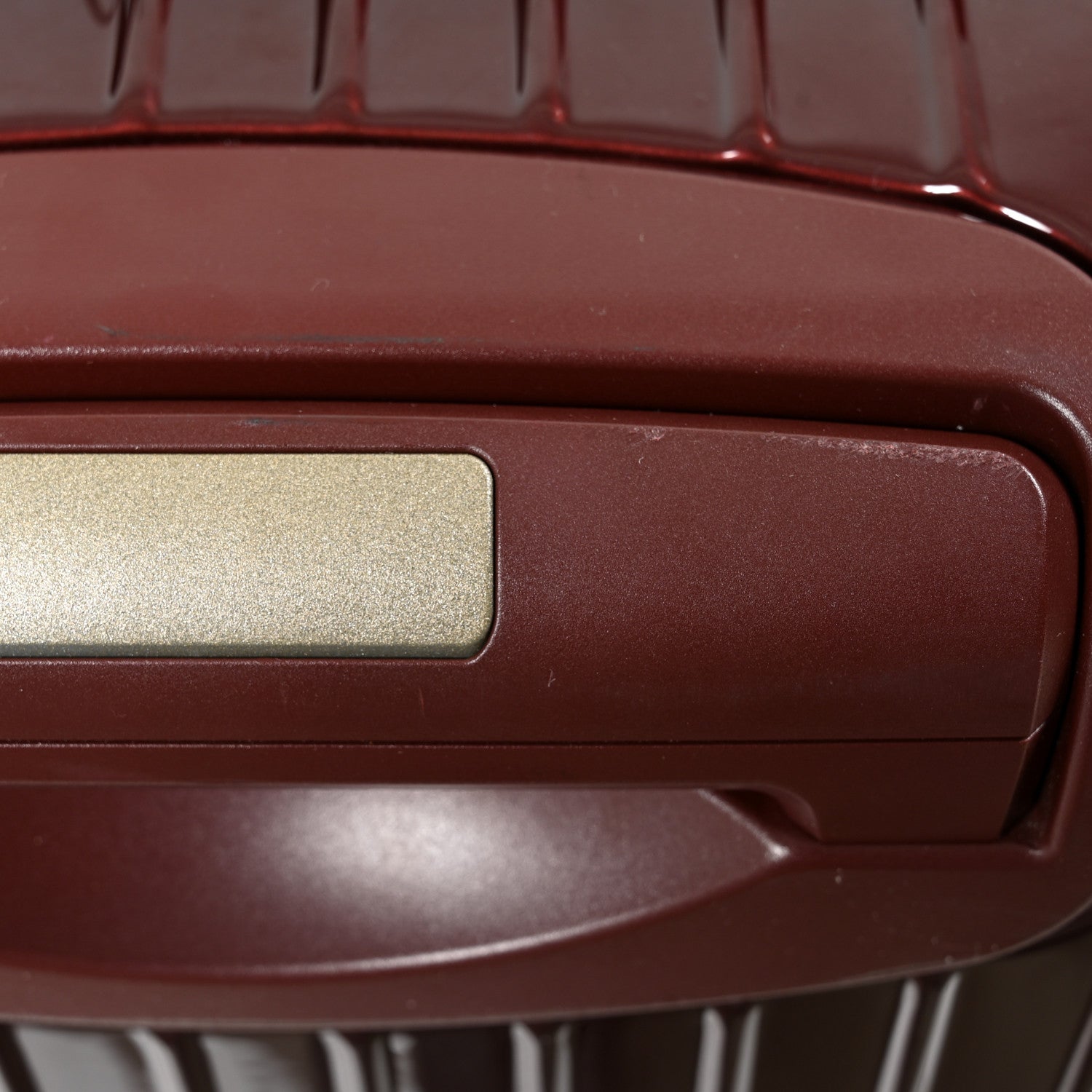 Rimowa Gloss Polycarbonate Aluminum Limbo 73 Carmona Red 1418548