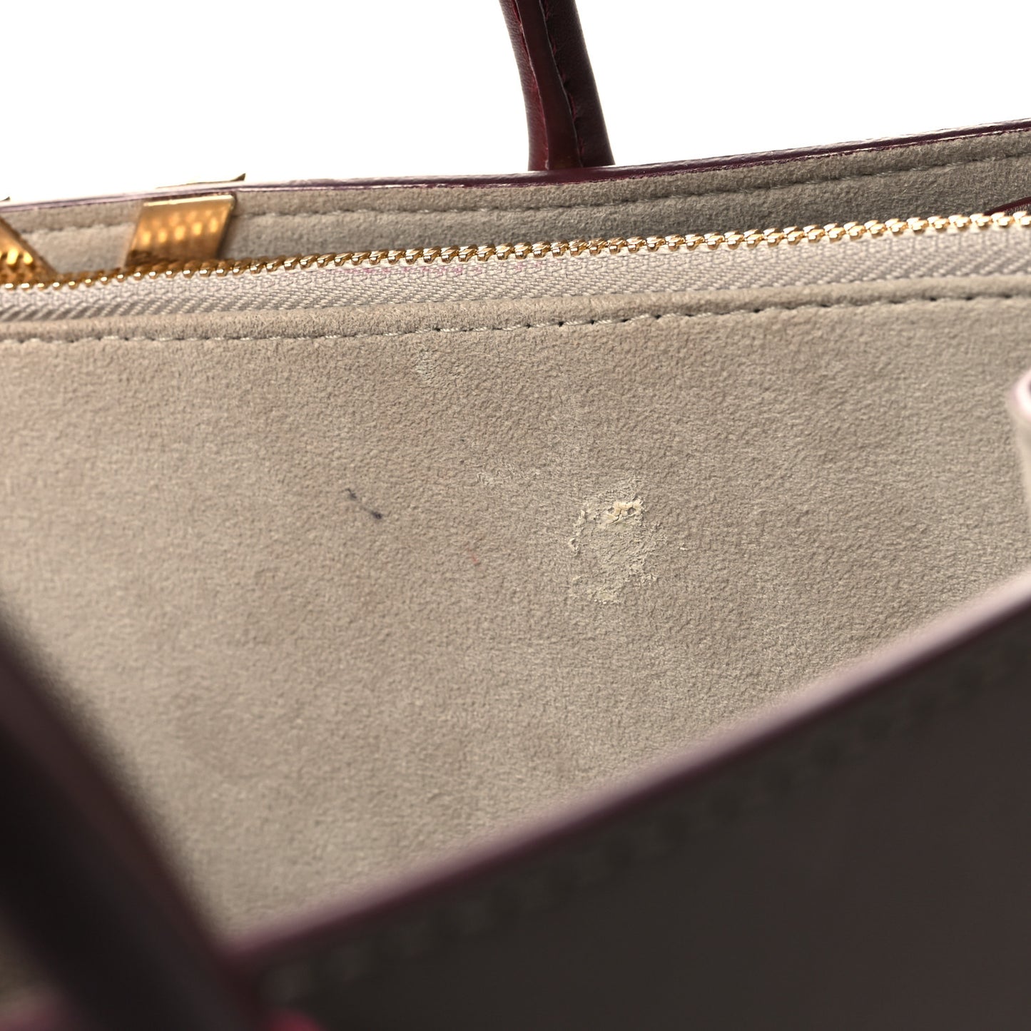 Monogram Cuir Plume Very Tote MM Mastic Raisin
