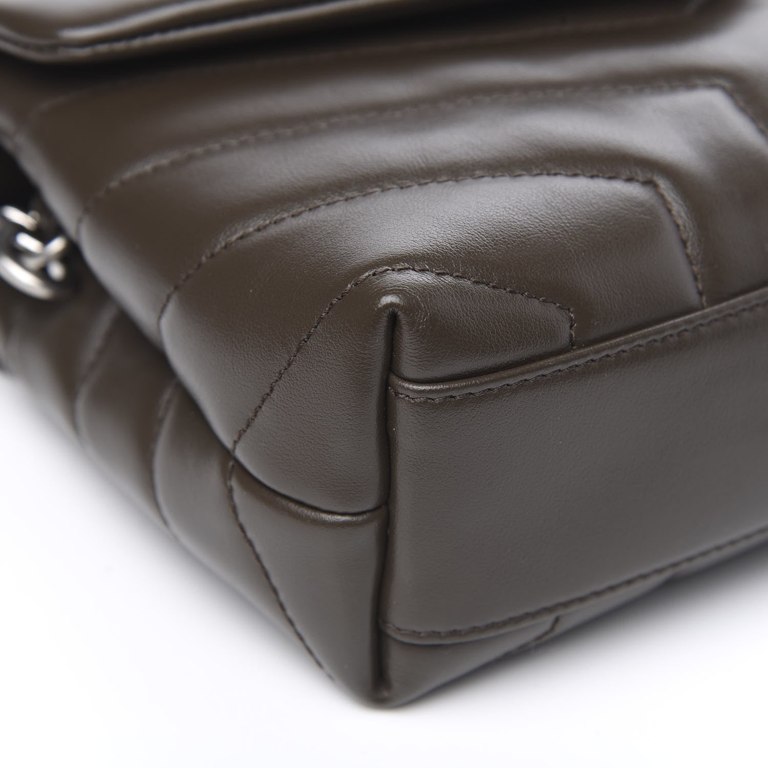 Saint Laurent Calfskin Y Quilted Monogram Toy Loulou Crossbody Bag Faggio 8 of 10