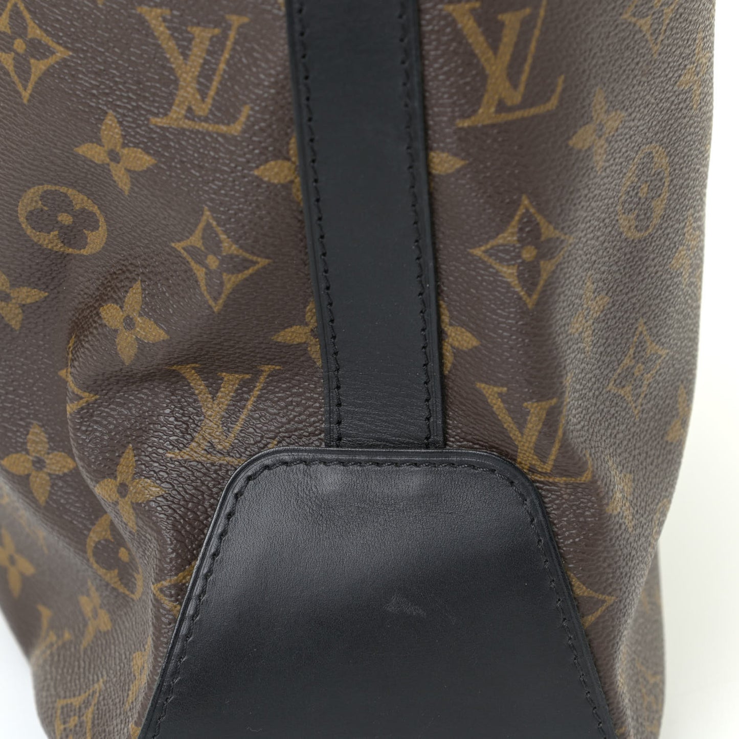 Monogram Macassar Davis